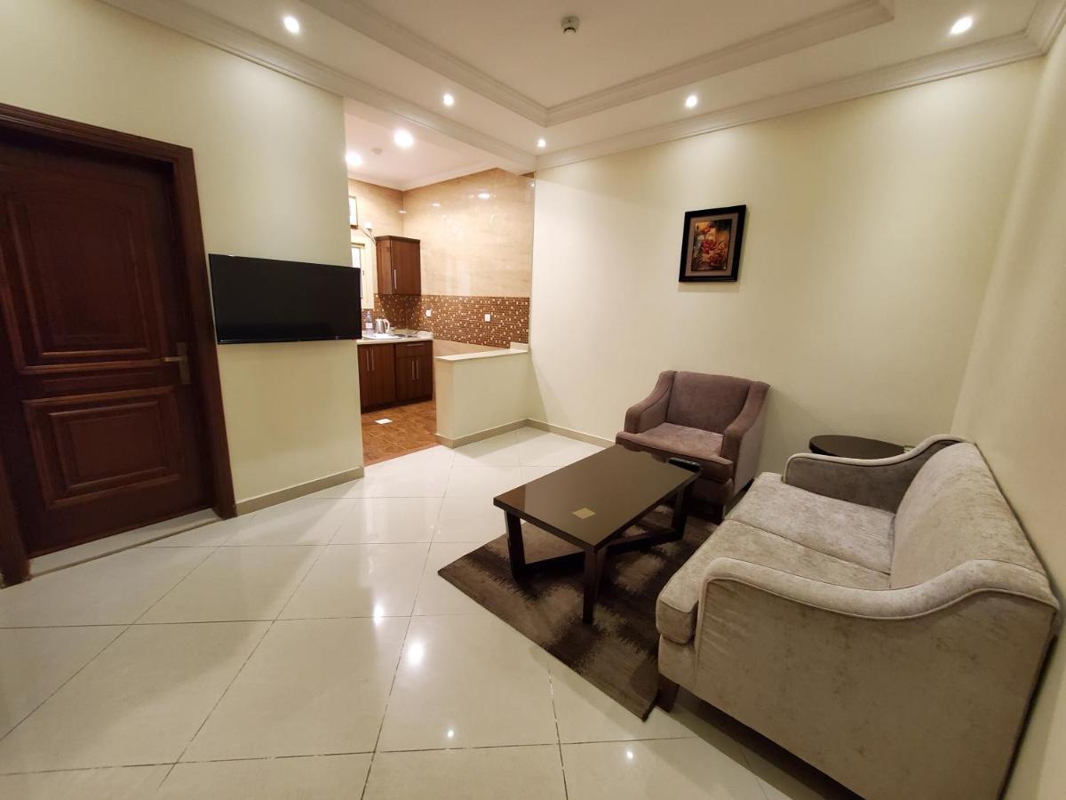 Quiet Dreams - Serviced Apartments Quarysh Branch Джедда Экстерьер фото